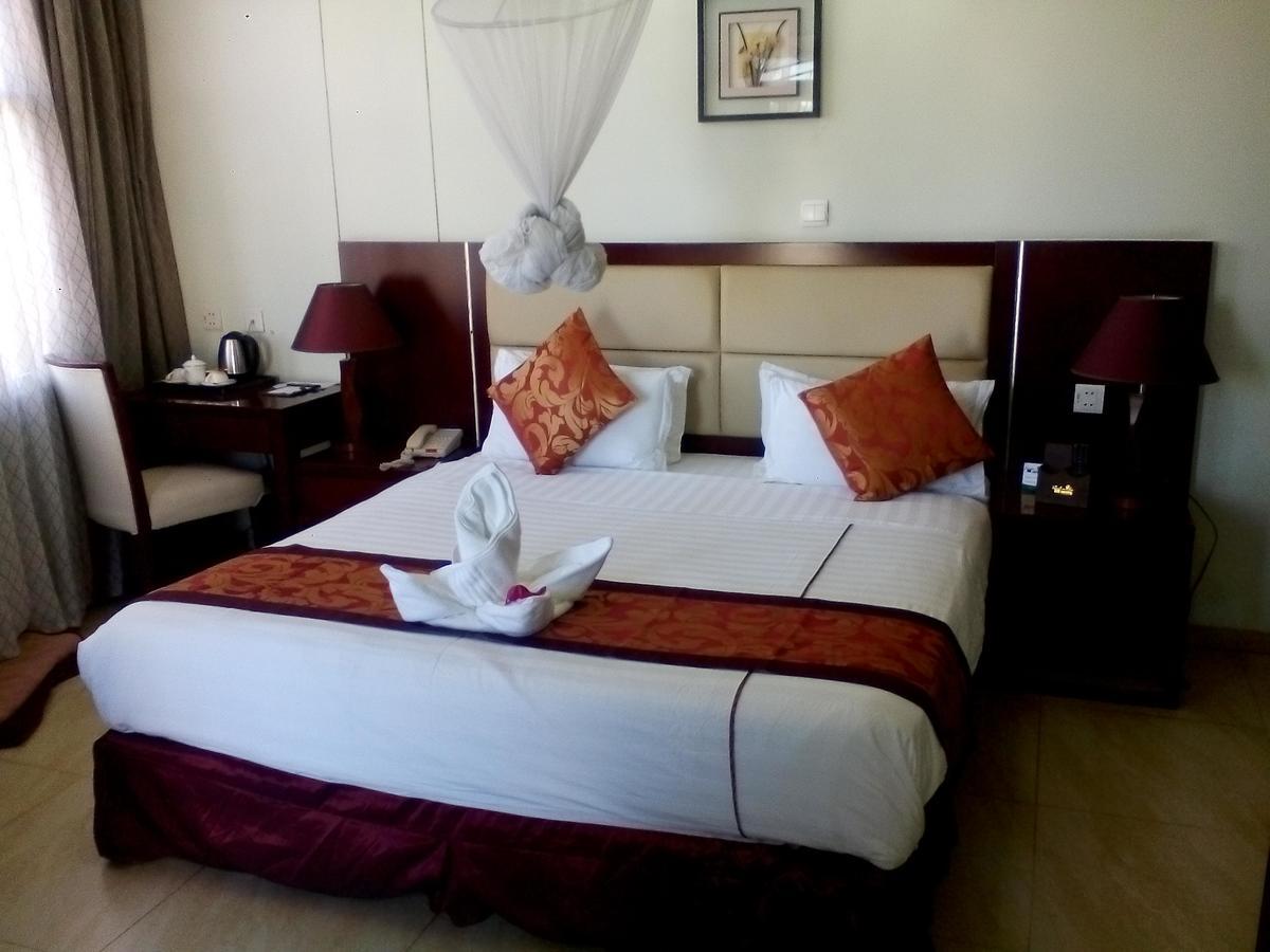 Rahnile Hotel Μπαχρ-Νταρ Εξωτερικό φωτογραφία